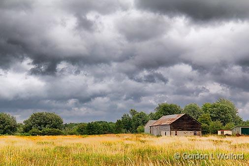 Barn Under Brooding Sky_14751.jpg - Photographed near Smiths Falls, Ontario, Canada.